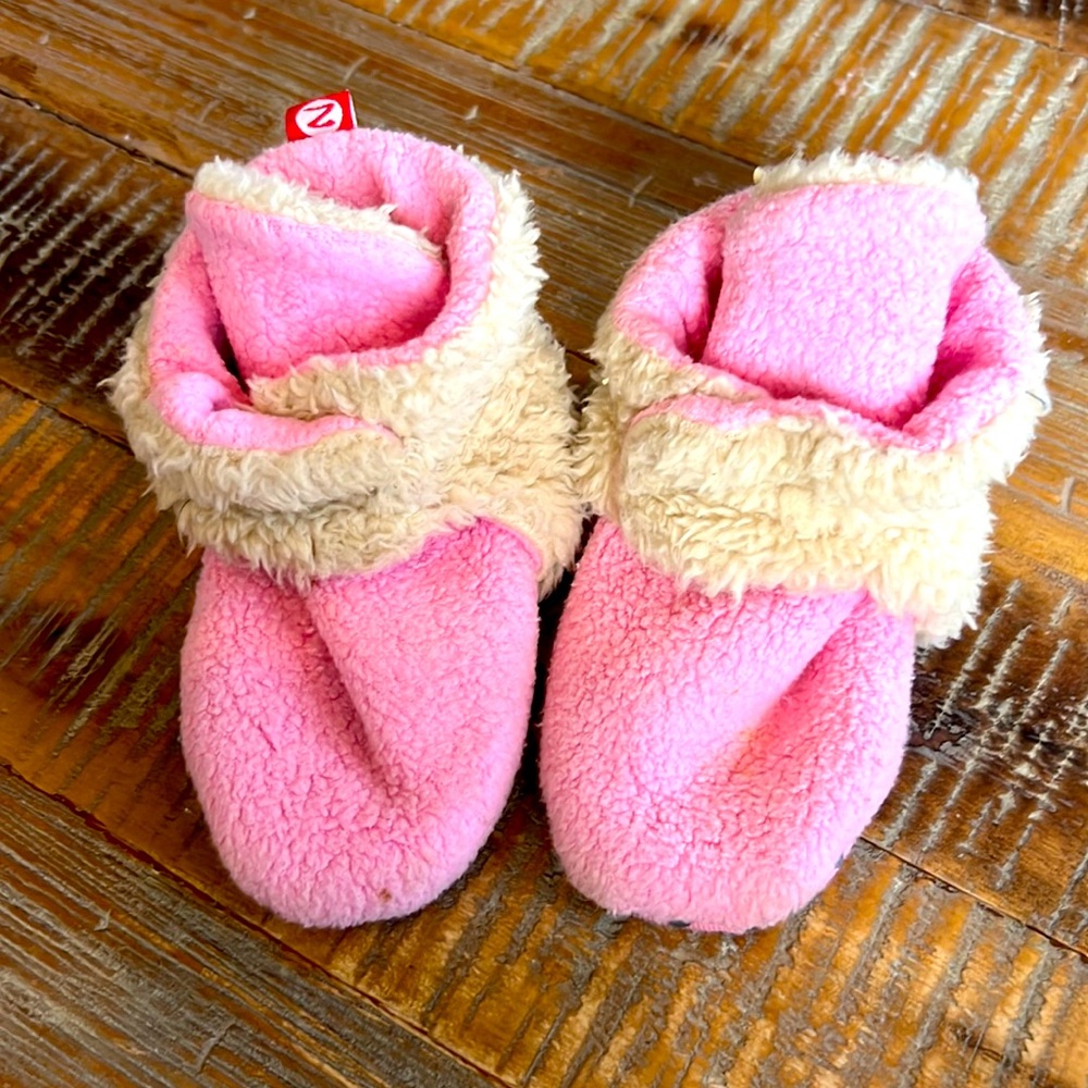 Zutano toddler booties with Sherpa Fur